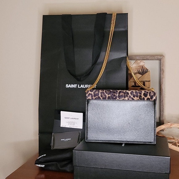 YSL Cassandra Monogram Clasp Bag - Picture 3 of 5